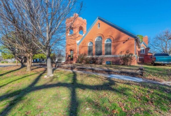 Open House Sat, 4/26 2-5PM at Shawnee Home!